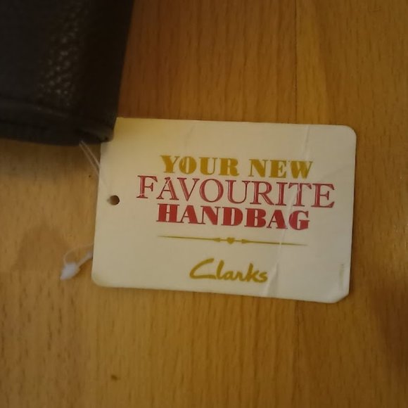 Clarks 'Rico Chantal Burgundy' Combi Wallet - Stylish Purple, New with Tags! - Picture 5 of 16